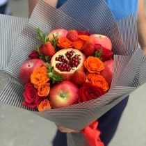 Кликните для увеличения изображения Фруктовый букет и розы