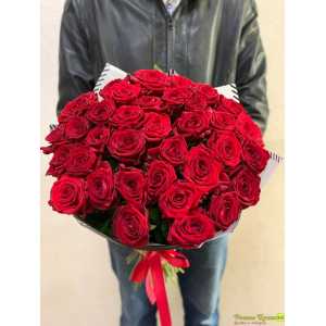 Букет из 35 красных роз «Страсть»