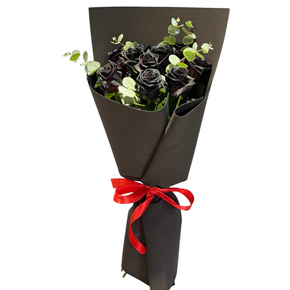 Траурный букет черных роз
